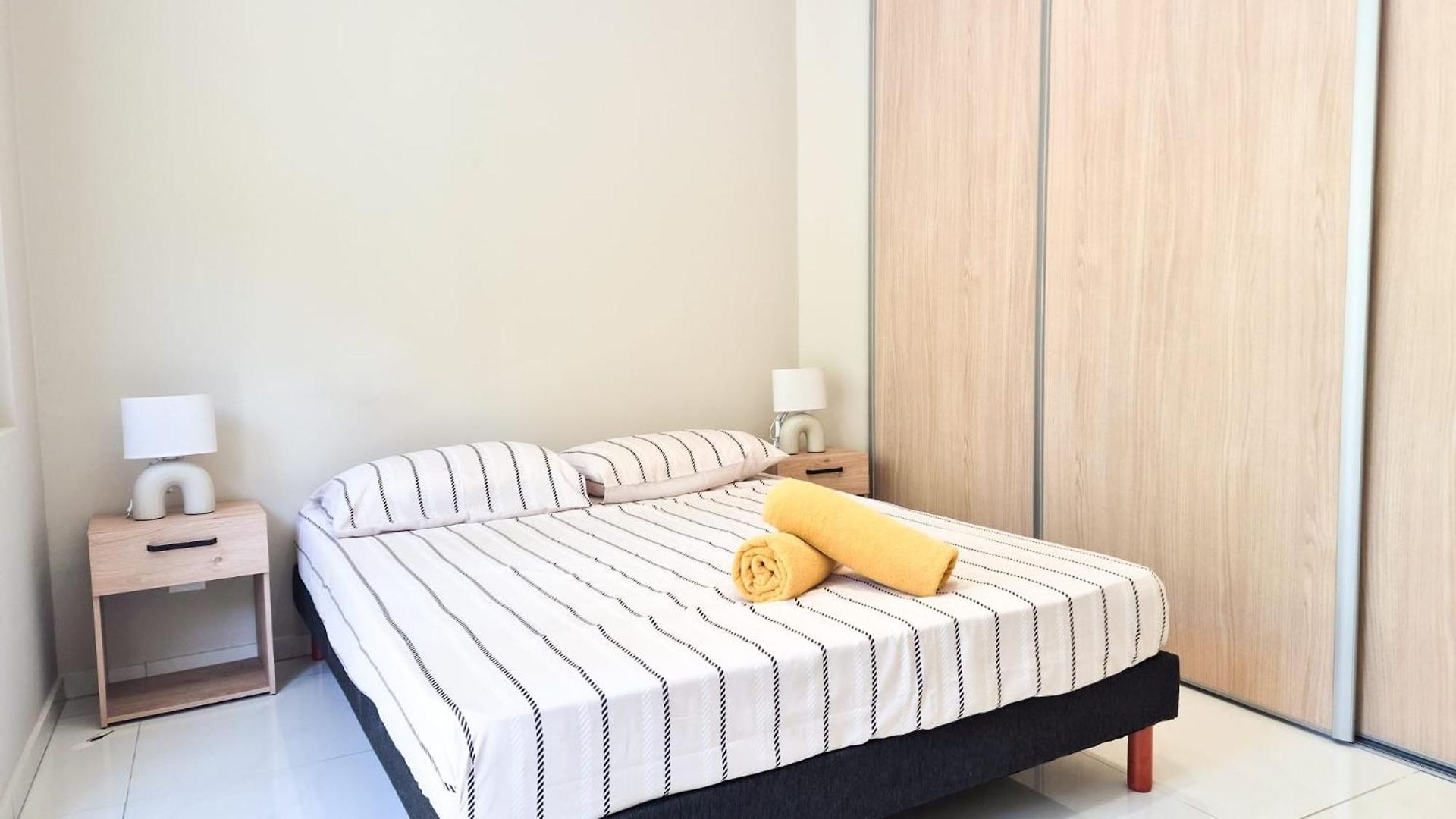 T4 Moderne Climatise - Parking Prive- Terrasse - - * Nice