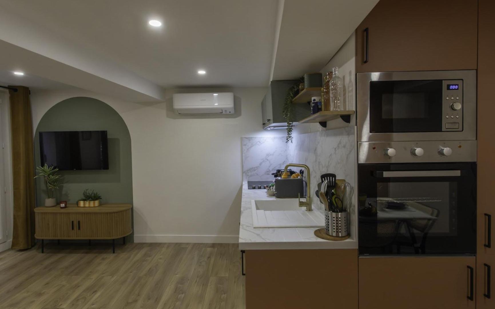 Apartment #20 Staywizus - 1 Bdr Heart Of Old Town Ac Wifi 5 Mins To Sea