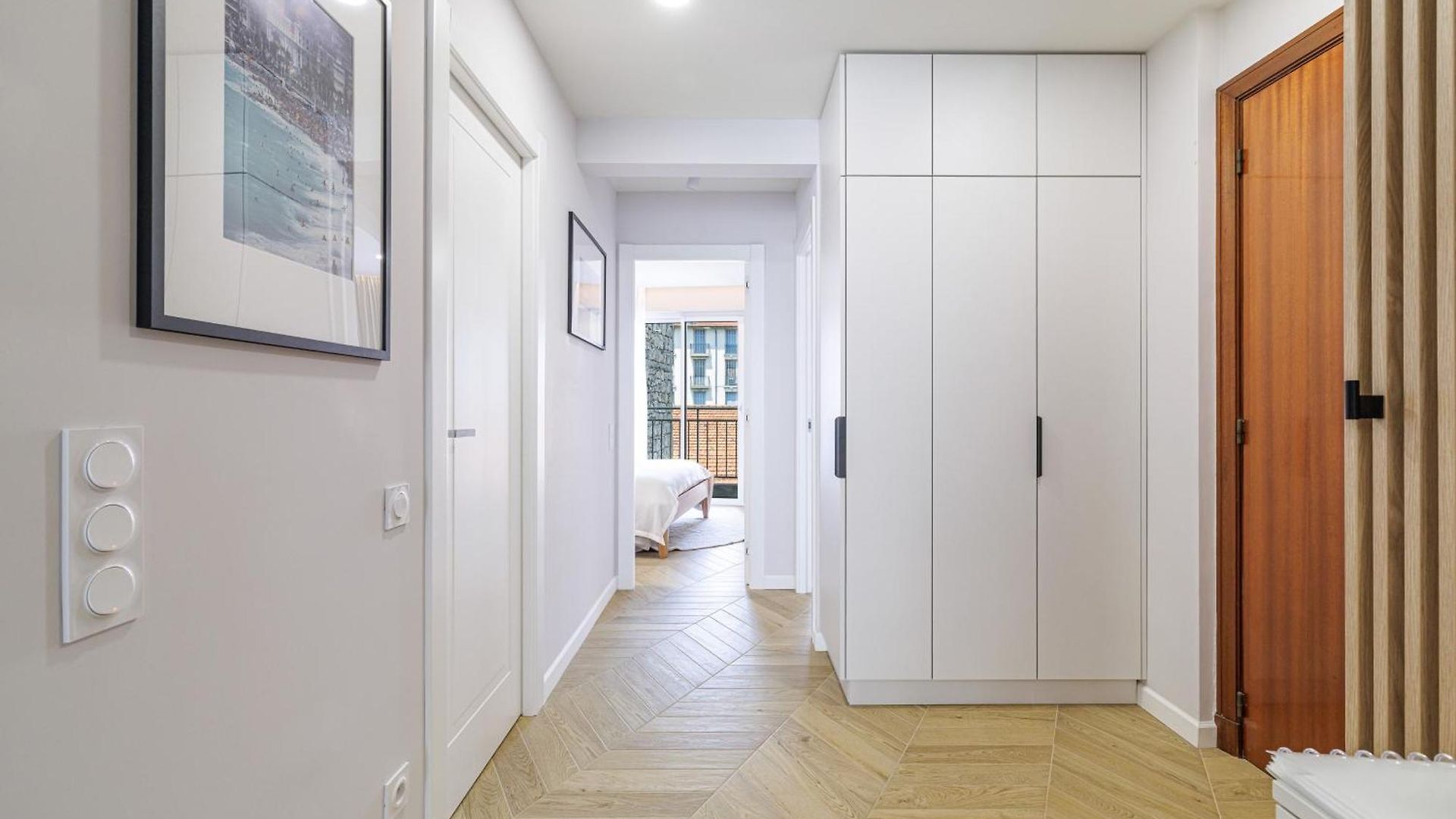 La Vie Riviera Apartment *