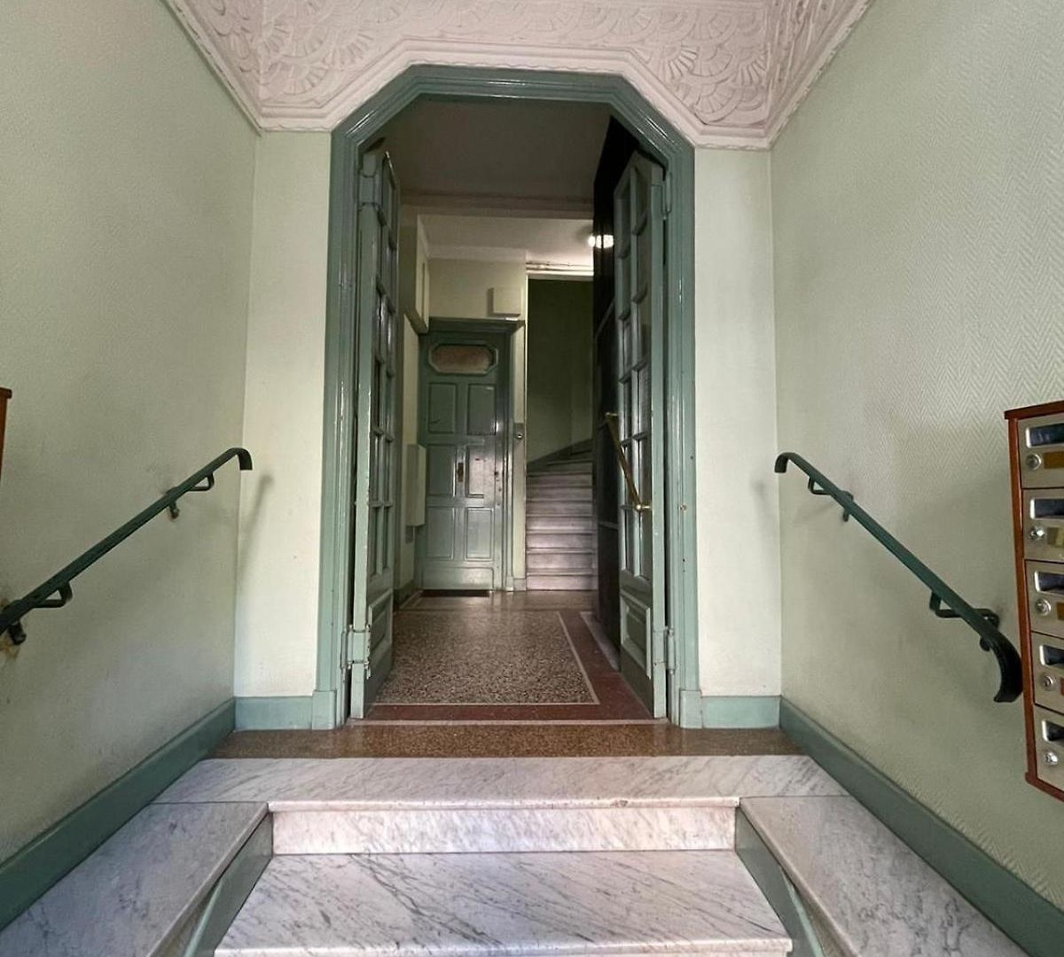 Apartment Chaleureux Proche De L'eglise Russe *