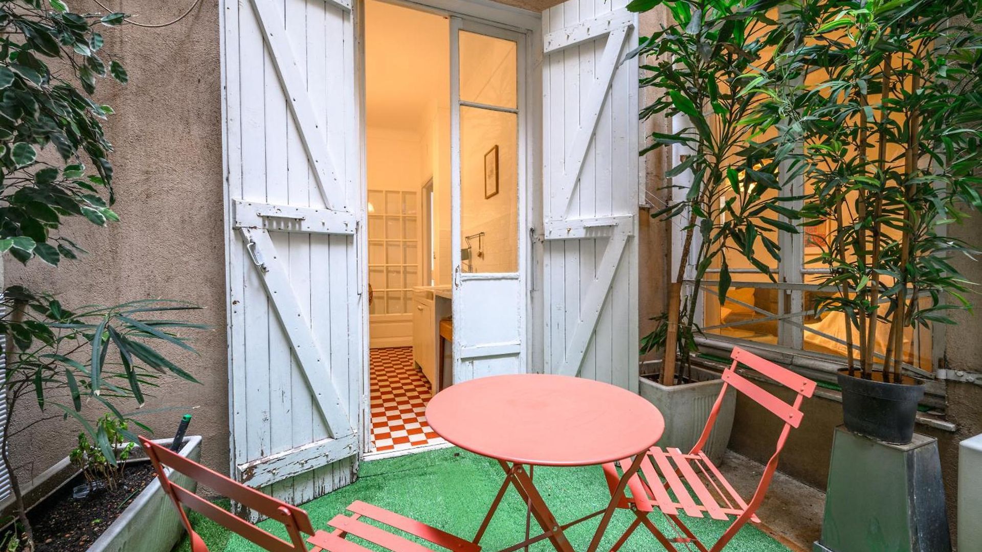 Charming & Comfortable - Near The Port / Parking Apartment Nice