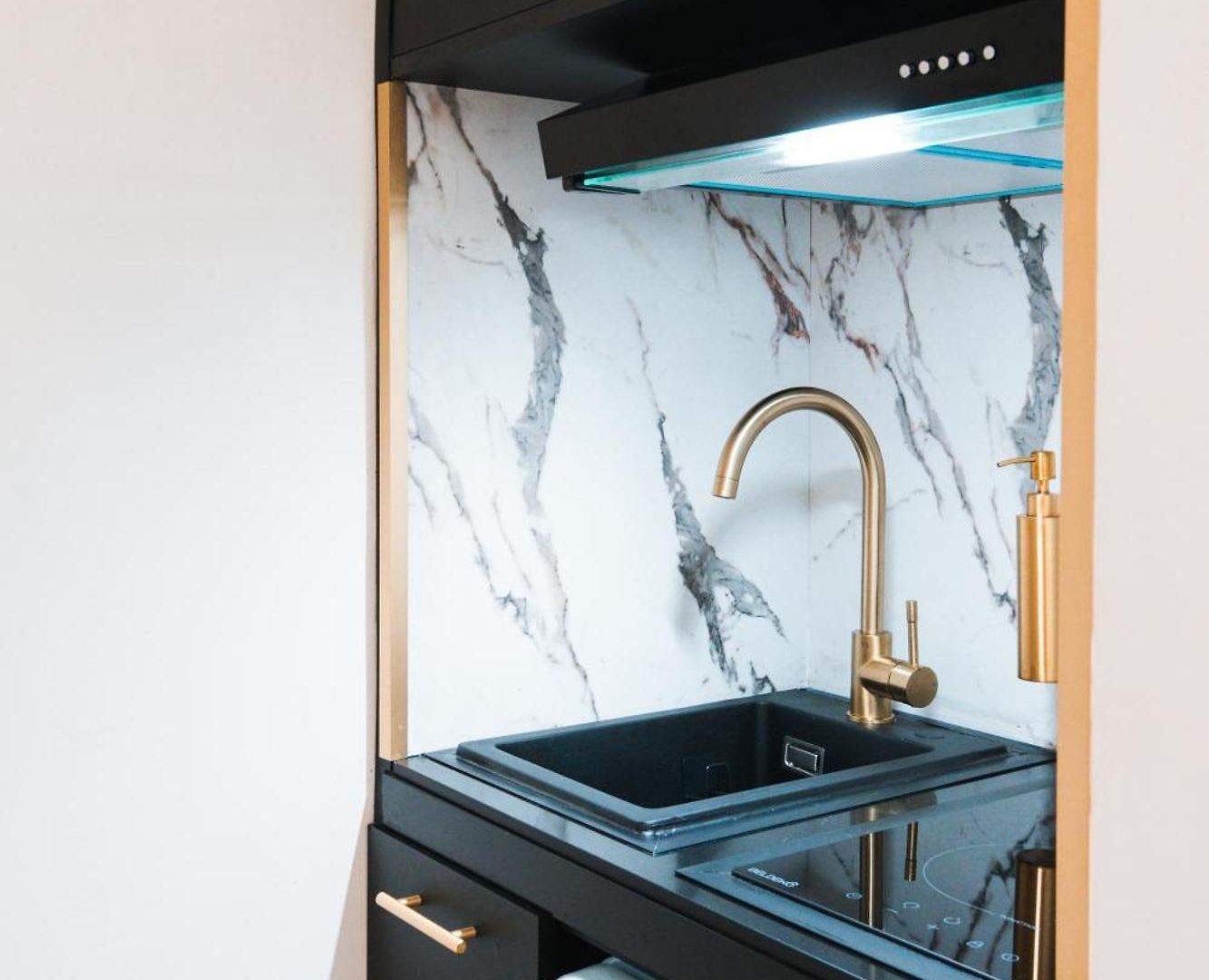 Apartment 1 Min Walk To Luxury Boutique Nice