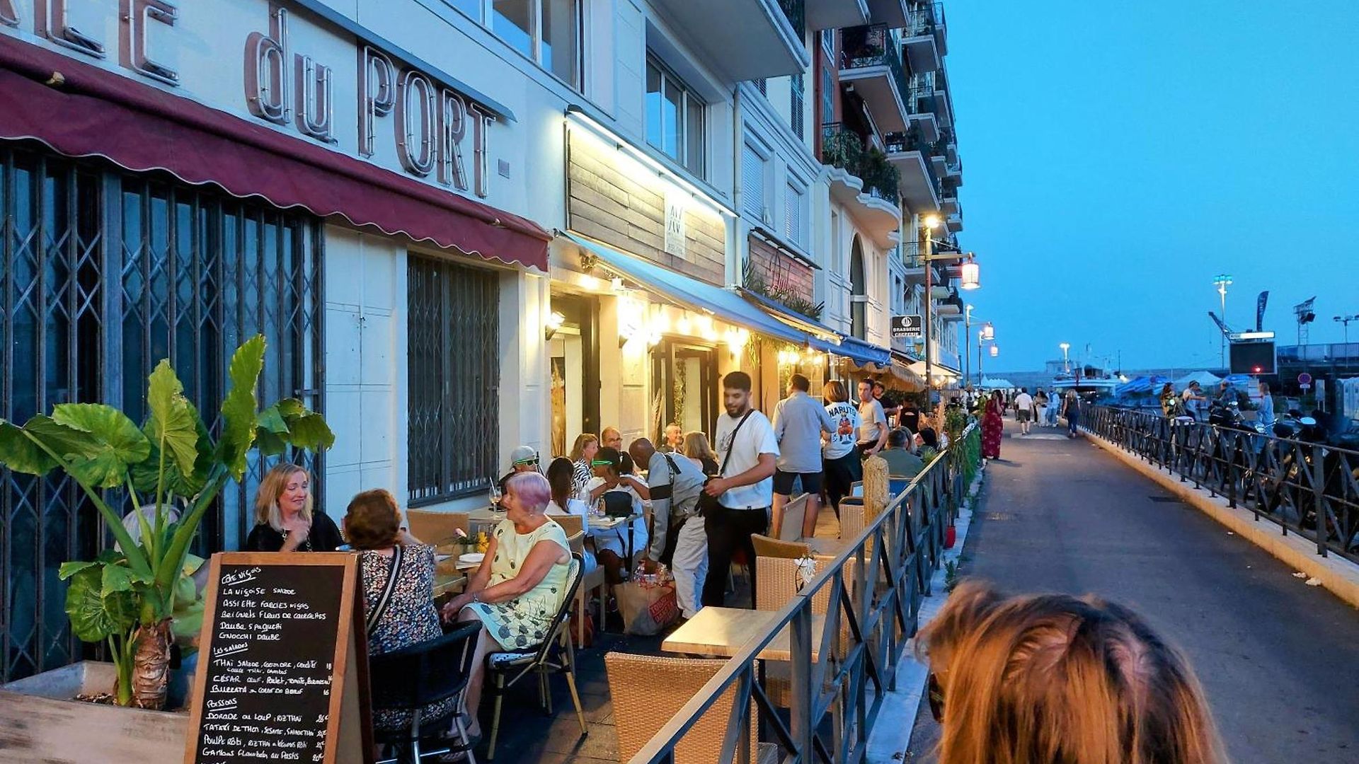 Port Lympia Lovely With Balcony & Ac