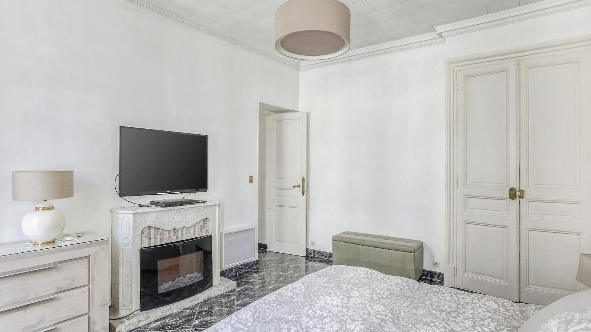 In Near Beaches Apartment *