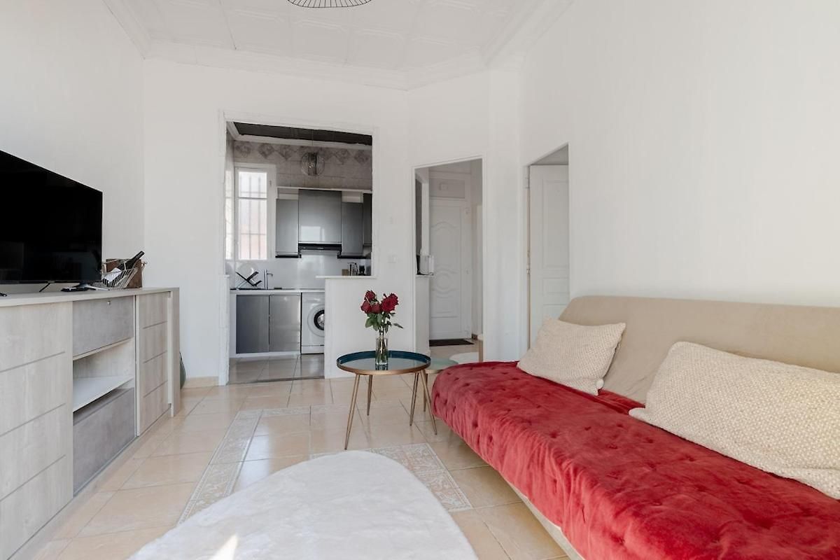 Charming House With Sea View In Apartment *