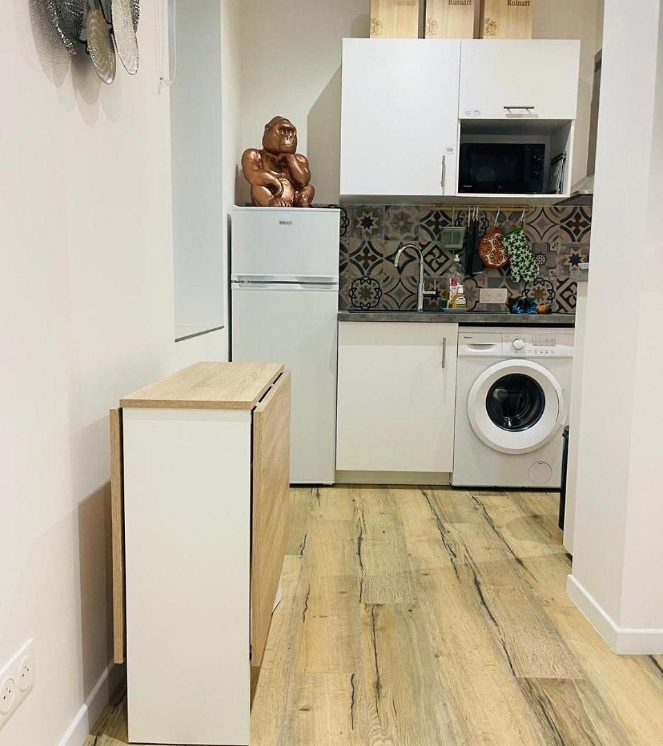 Bel Appartement Avec Toit-Terrasse, 2 Chambres, Centre Ville De Nice *