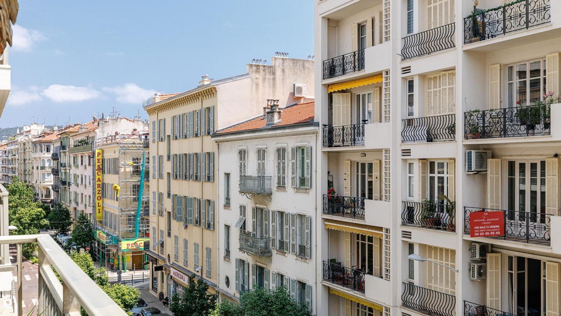 La Vie Riviera Apartment *