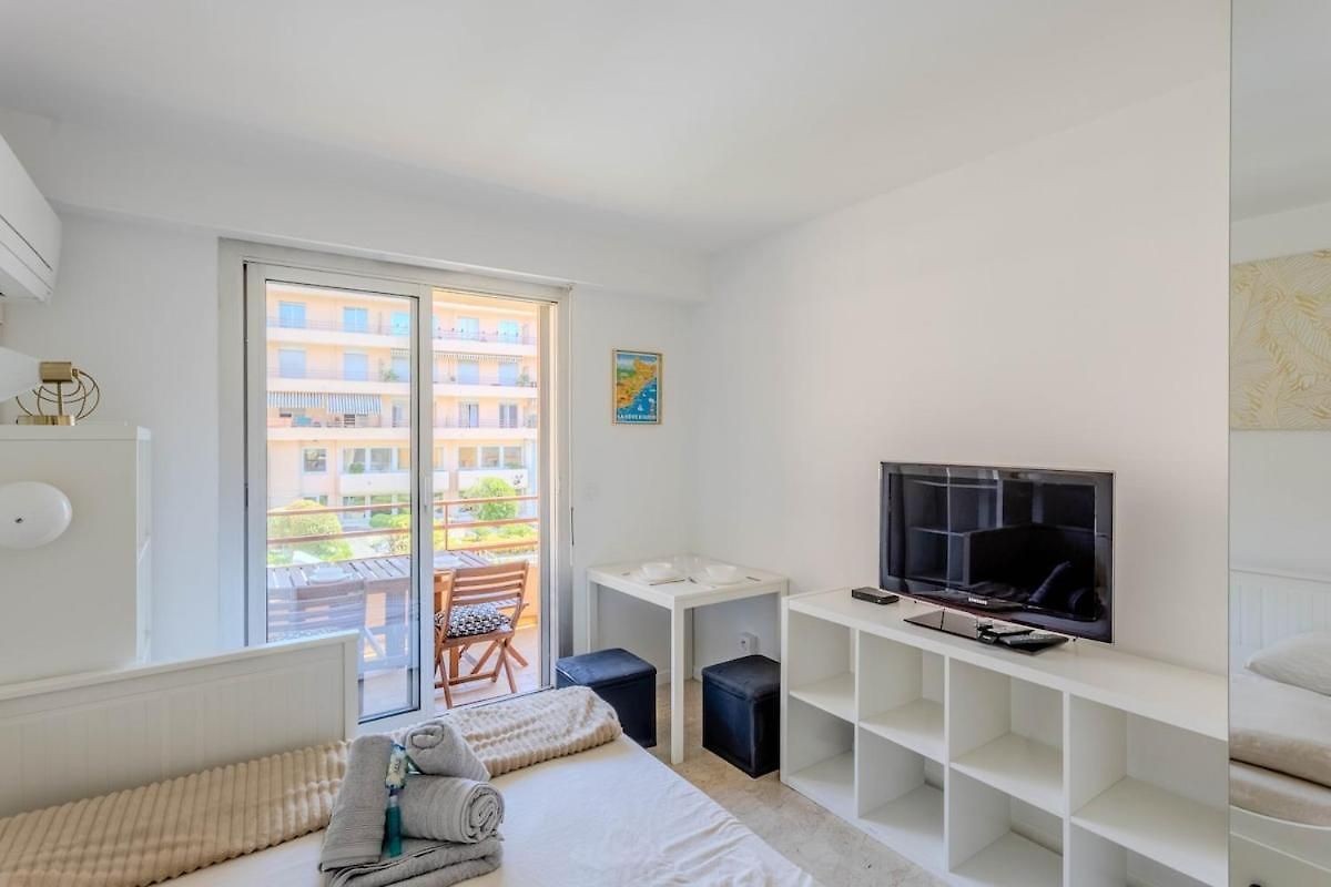 Apartment Gioffredo A 2 Pas Massena Climatise *