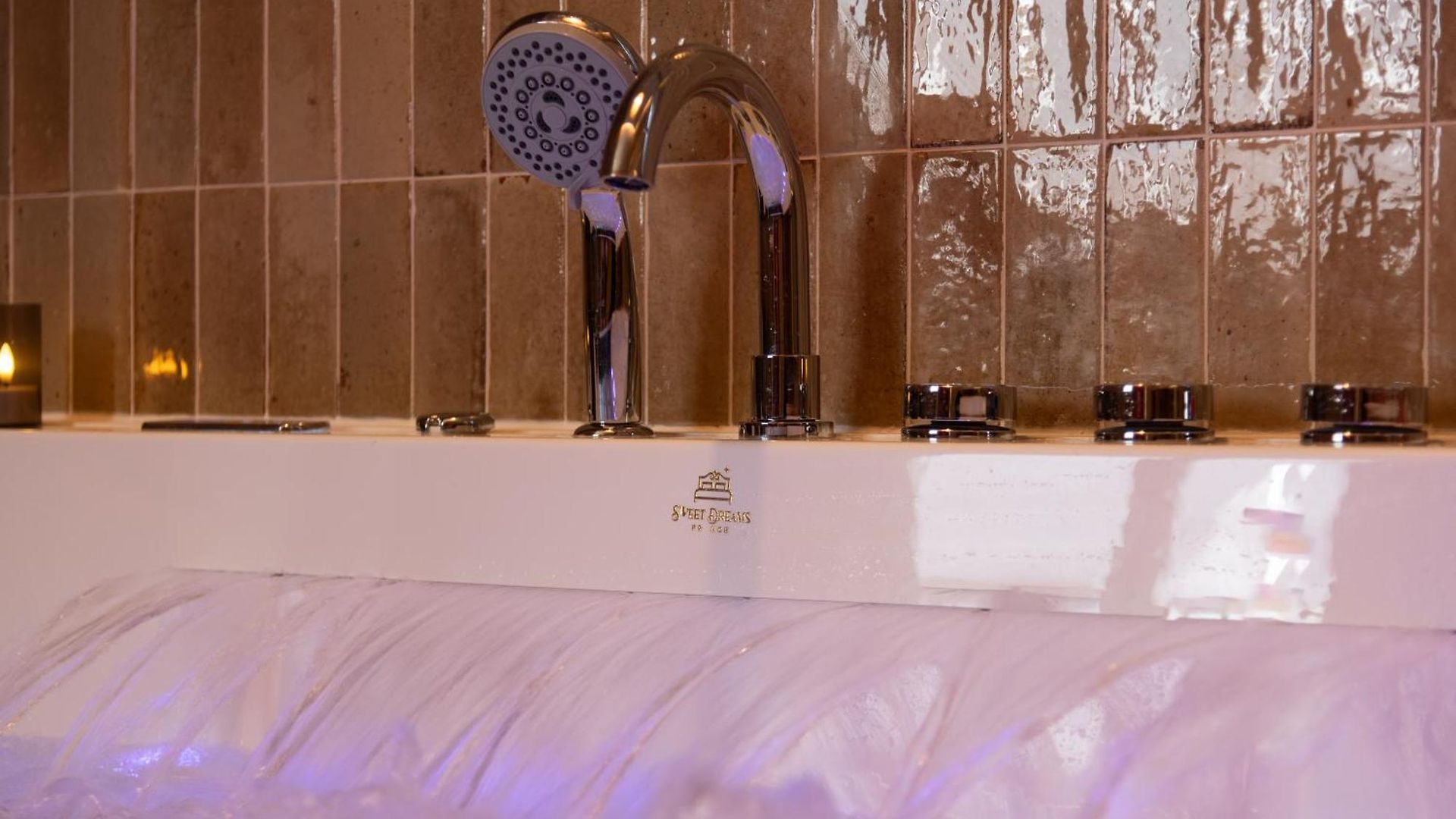 Bali Evasion - Jacuzzi & Sauna Privatif A * Nice