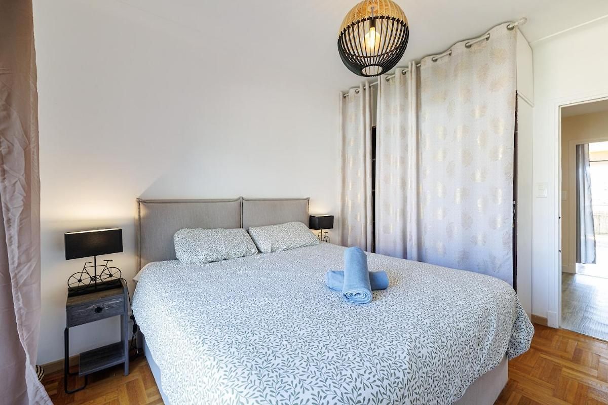 Spacieux T3 Avec Balcon Confort Et Convivialite Apartment