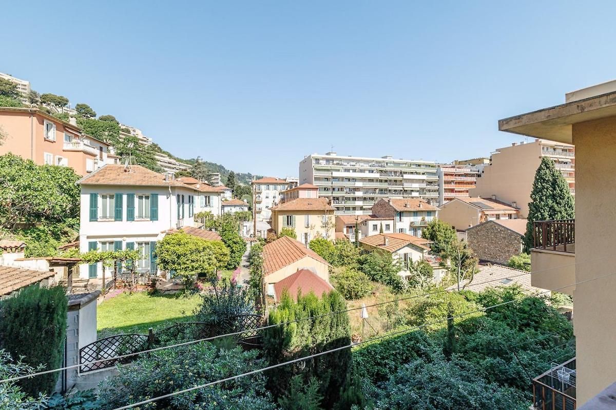 Apartment Spacieux T3 Avec Balcon Confort Et Convivialite
