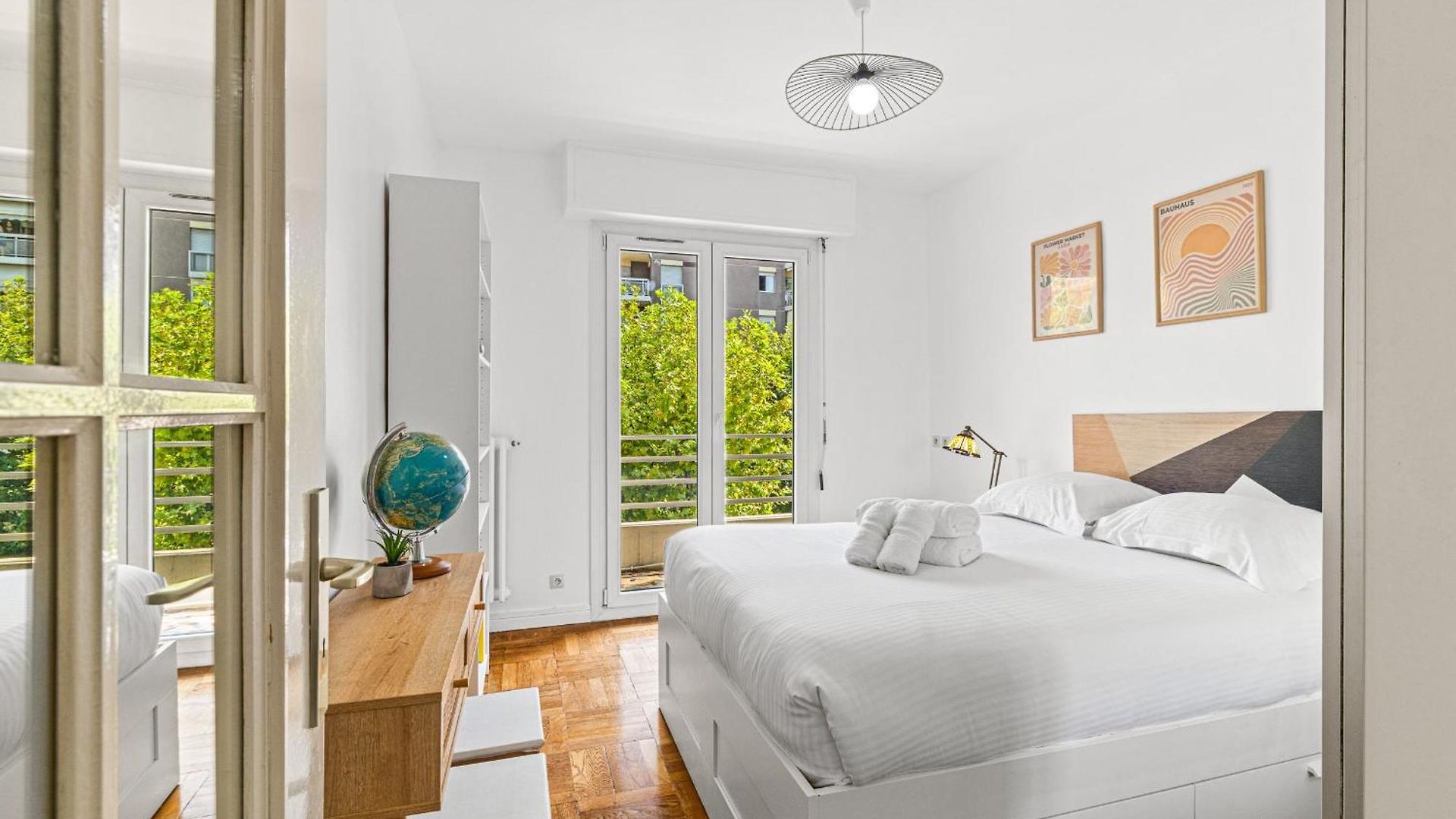Apartment Comfortable & Bright 2 Bedroom