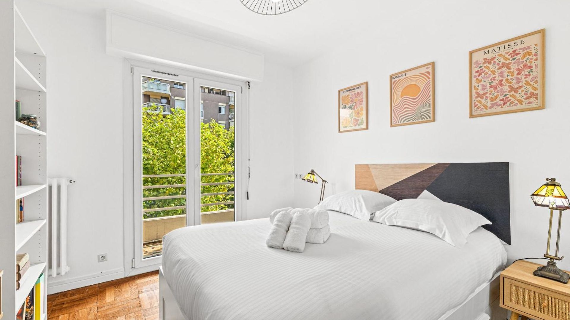 Apartment Comfortable & Bright 2 Bedroom *
