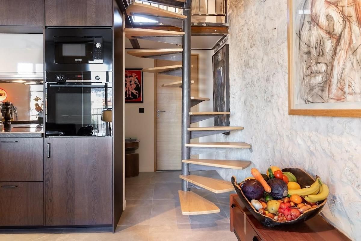 Garibaldi Elegant Duplex With A Soothing View Ac *