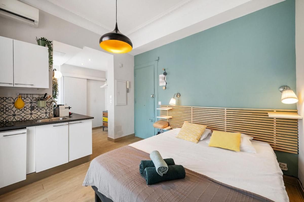 Apartment Bright & Cosy W Terrace Ac Nice