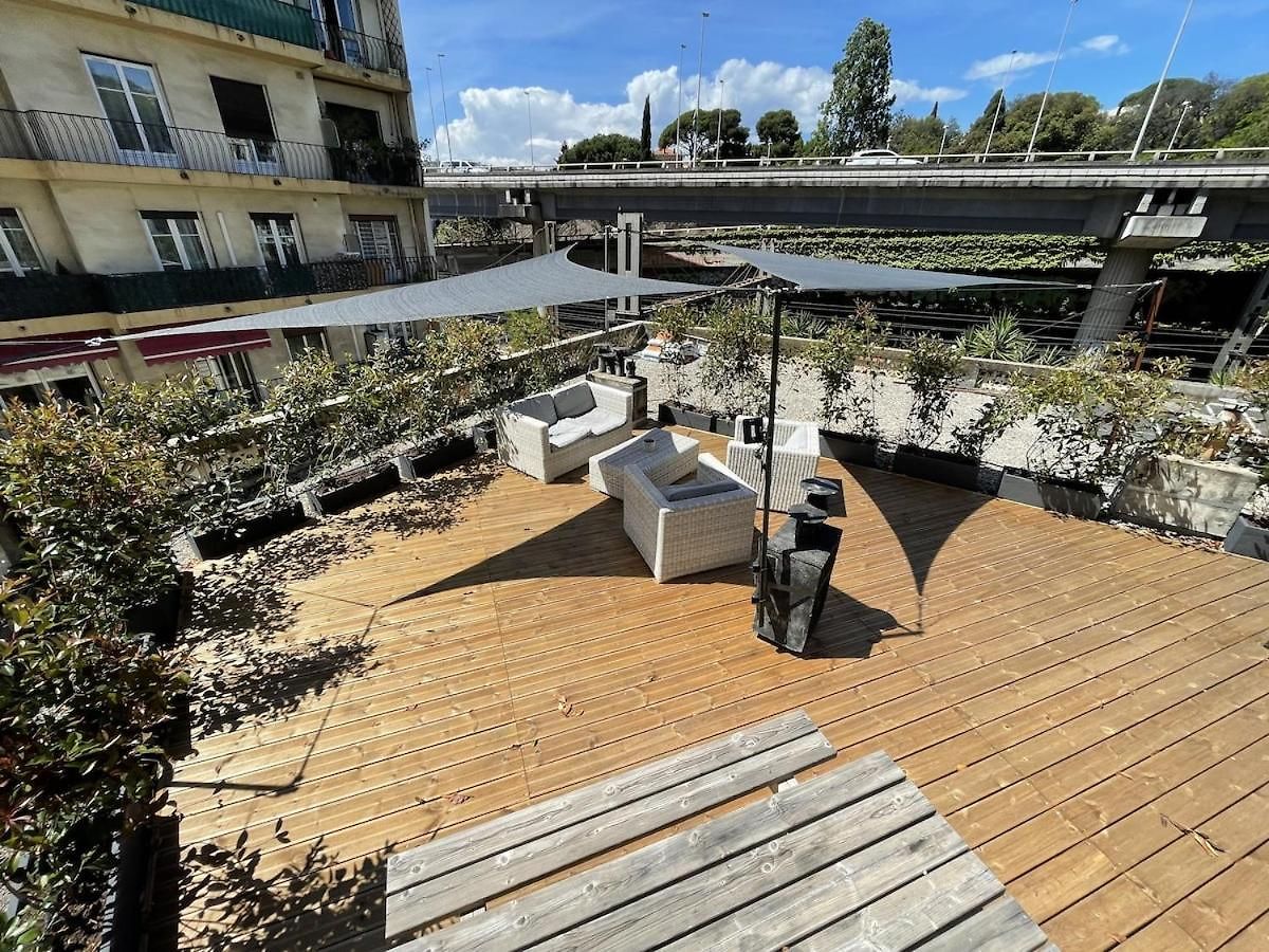 Bel Appartement Avec Toit-Terrasse, 2 Chambres, Centre Ville De Nice