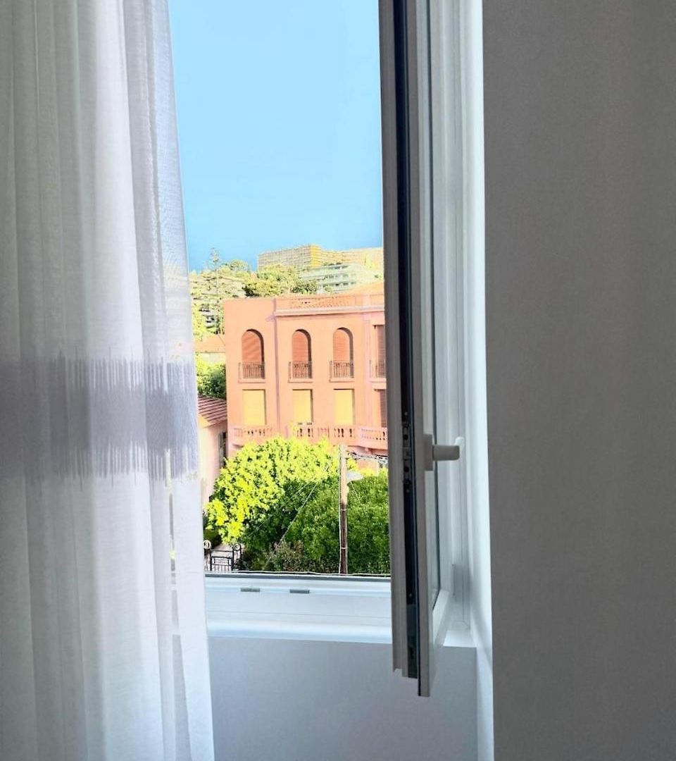 Bright With Garden Near Apartment *