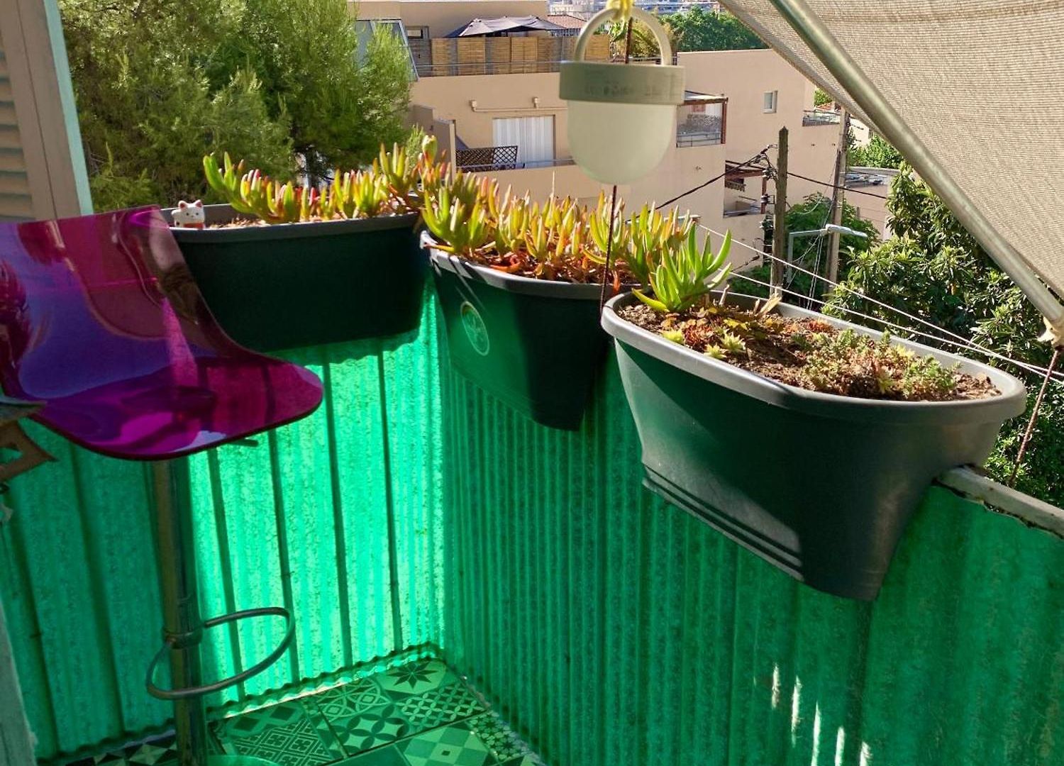 Apartment 2p Renove Dans Bel Immeuble Nicois De Caractere Nice