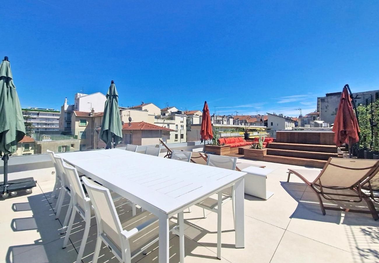 Nestor&jeeves - Julianna Rooftop - Jacuzzi - Sauna Nice