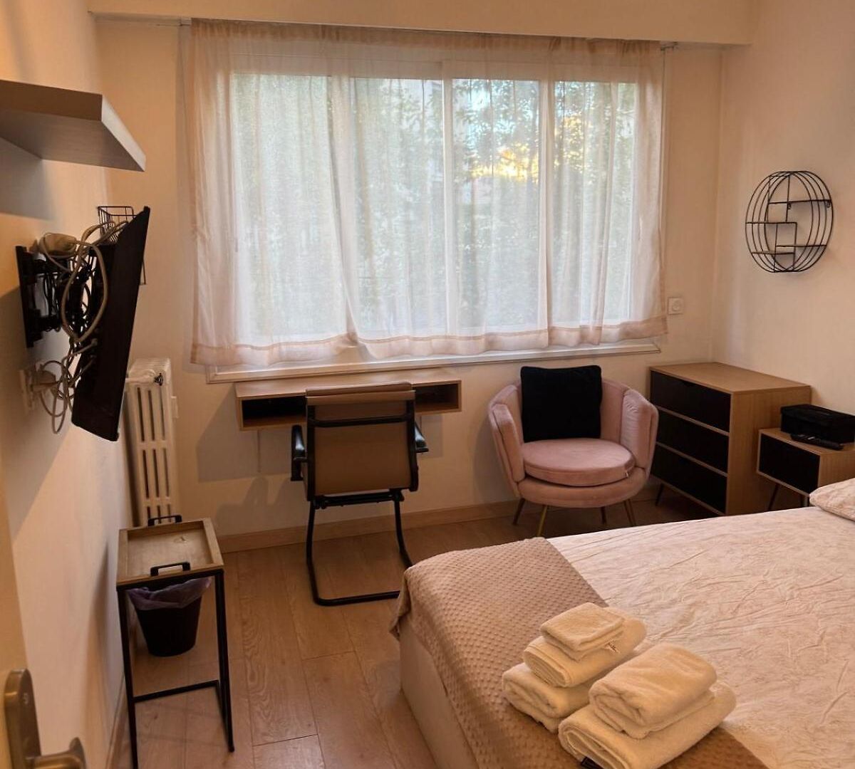 Apartment Sunny Getaway In Terrace Parking