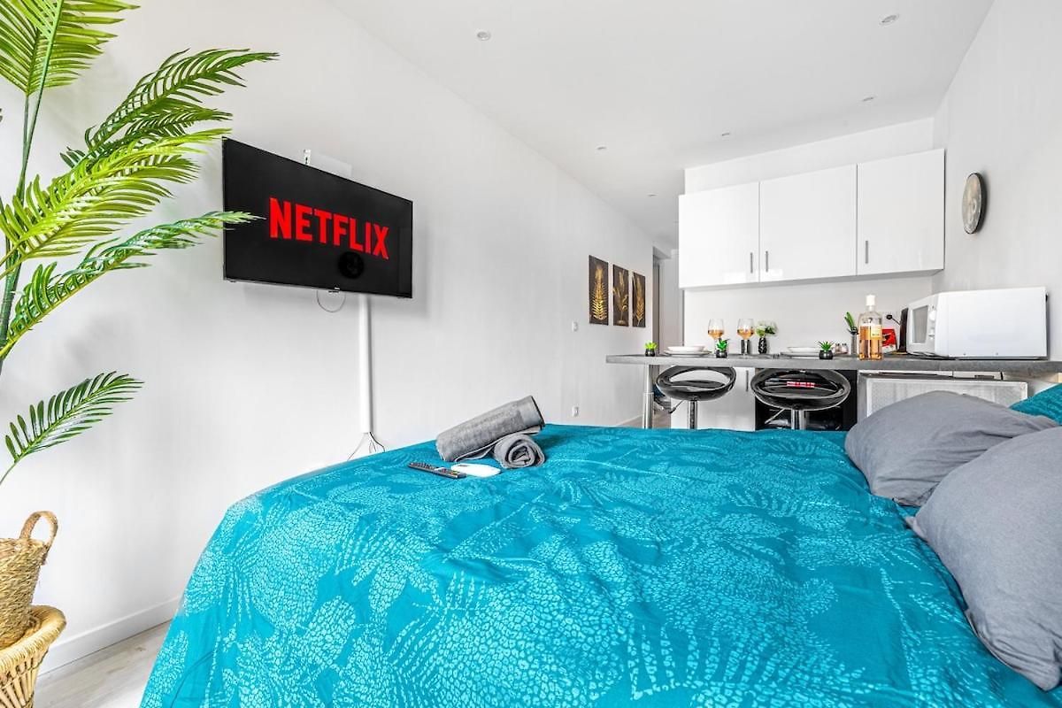 Relaxation & Comfort Design With Ambient Led Nice