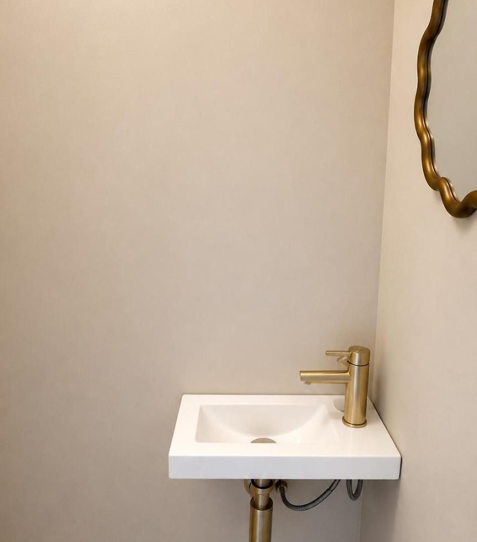 Completely Renovated 2 Minutes From The Apartment Nice
