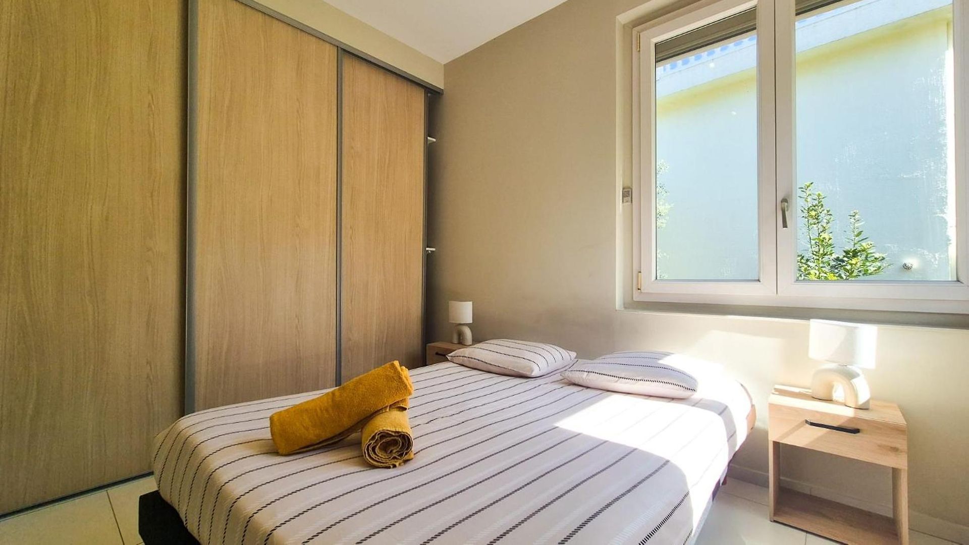 T4 Moderne Climatise - Parking Prive- Terrasse - - Nice