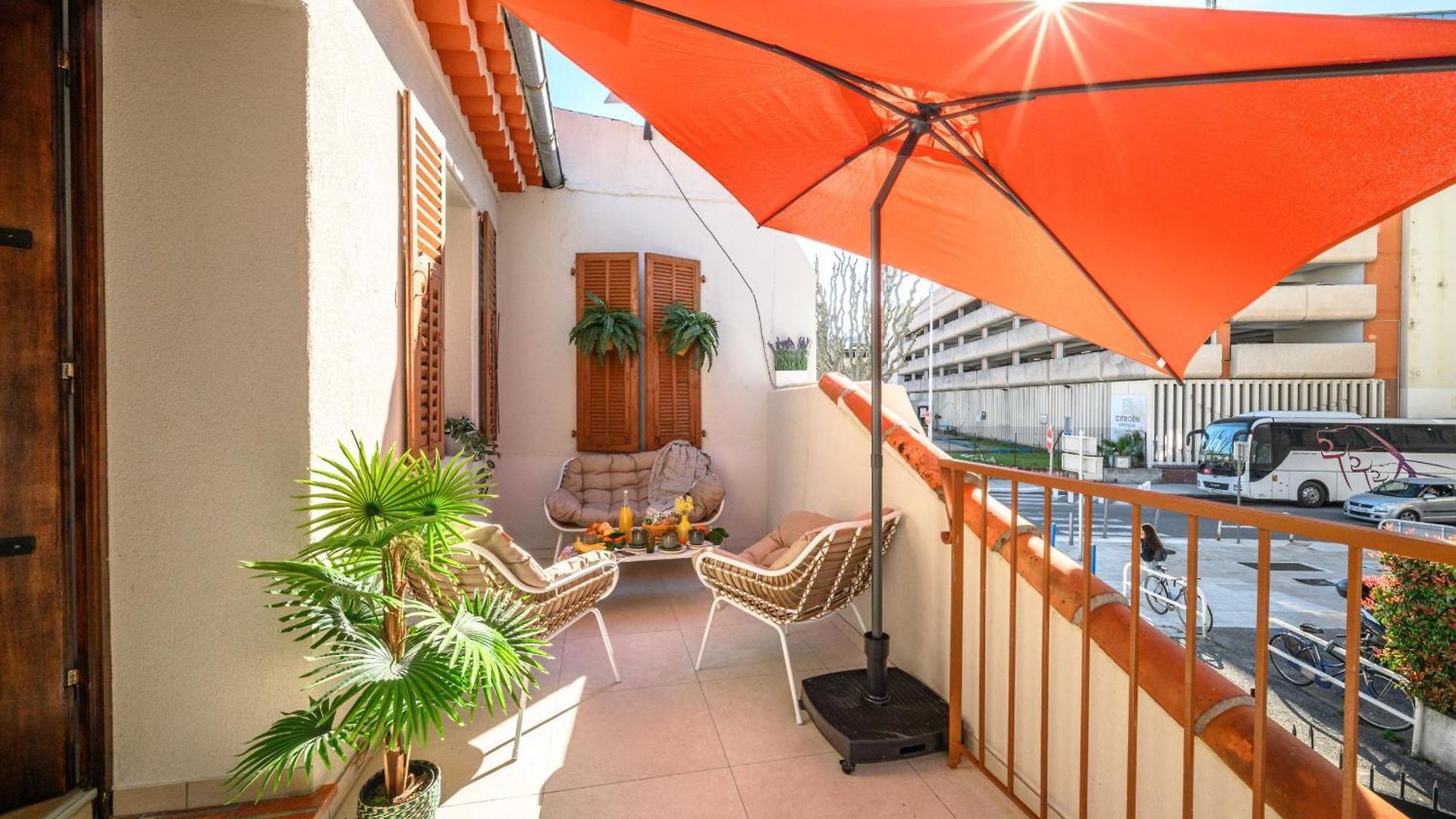 L17 Staywizus - Bosco 3bdr 2 Bath Terrace - Parking & Ac * Nice