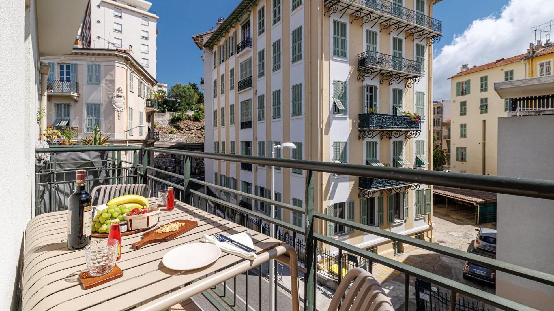 Carabacel - One Ac And Balcony *