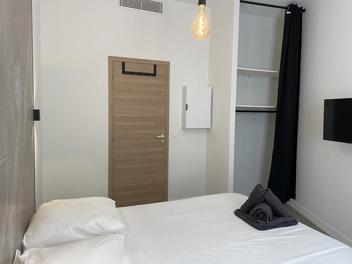 Apartment Joli Appartement Avec Jardin, 2 Chambres, Centre Ville De Nice Nice