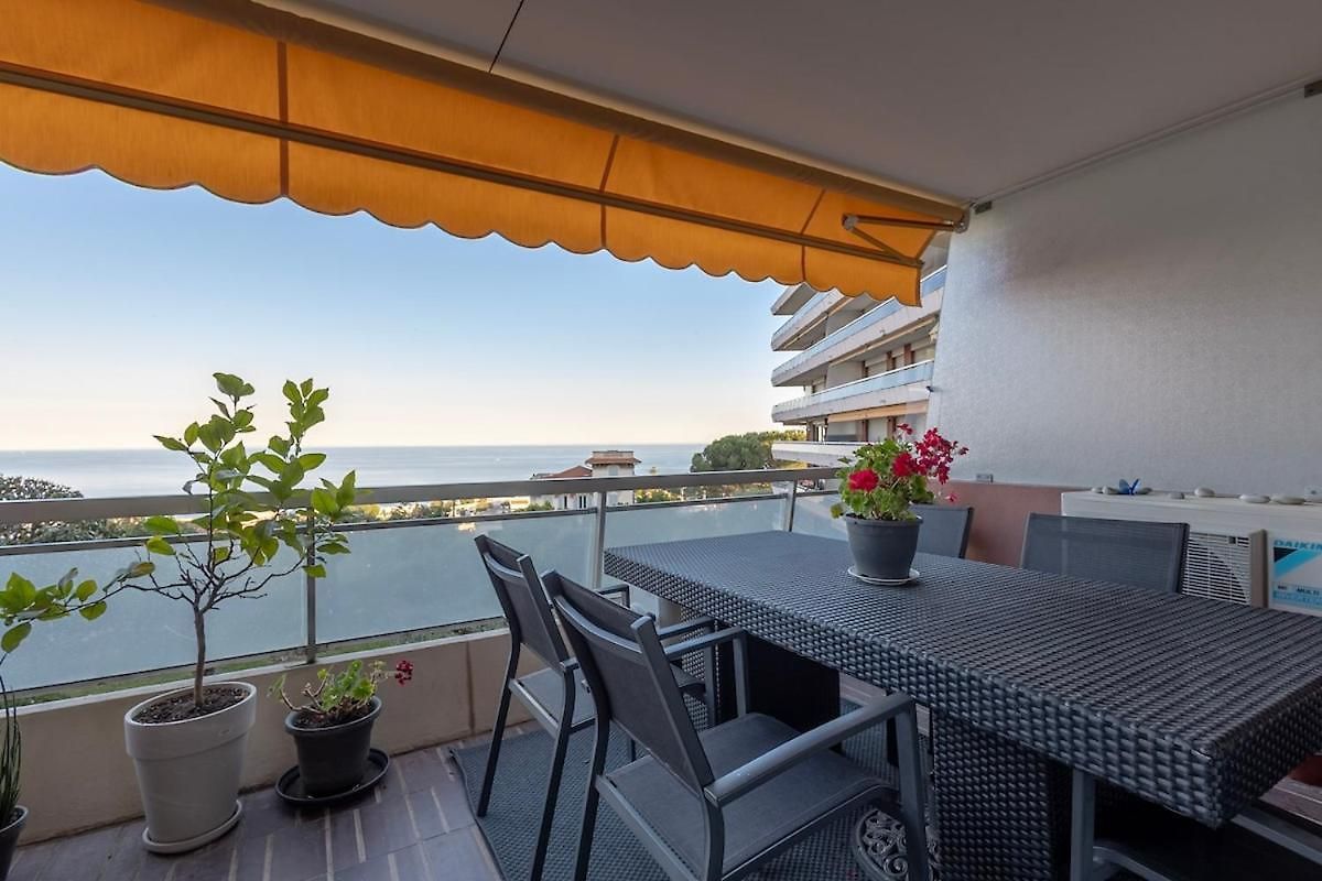 Stunning Sea View 2 Bedroom In * Nice
