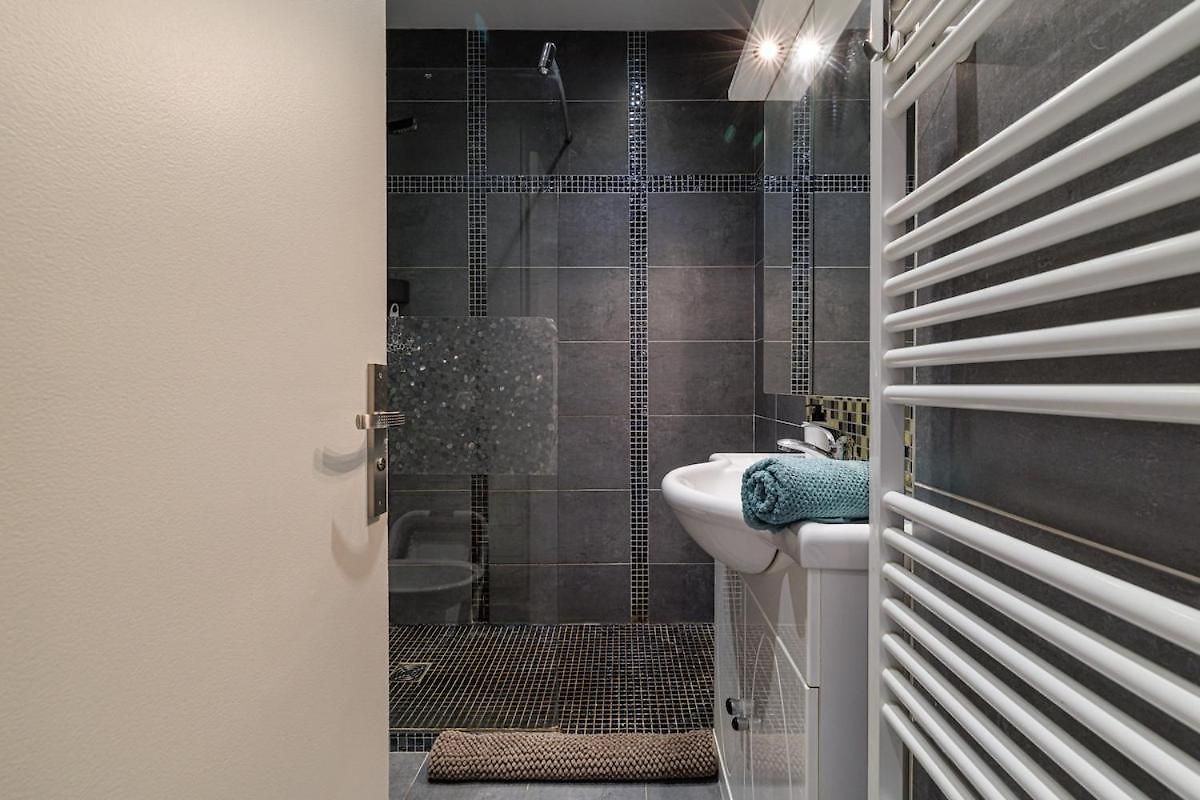 Spacieux T3 Avec Balcon Confort Et Convivialite Nice