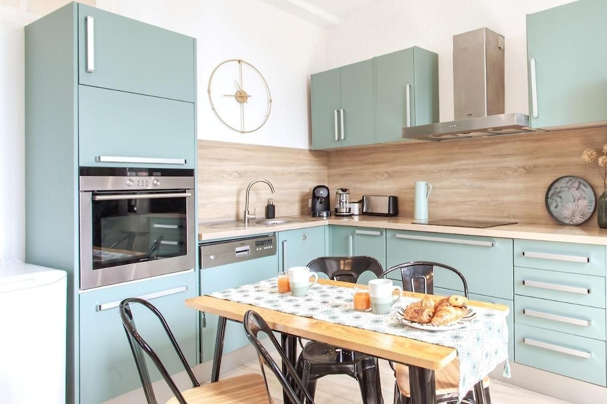 Promenade Sea View 2 Bedrooms, Ac, Wifi * Nice