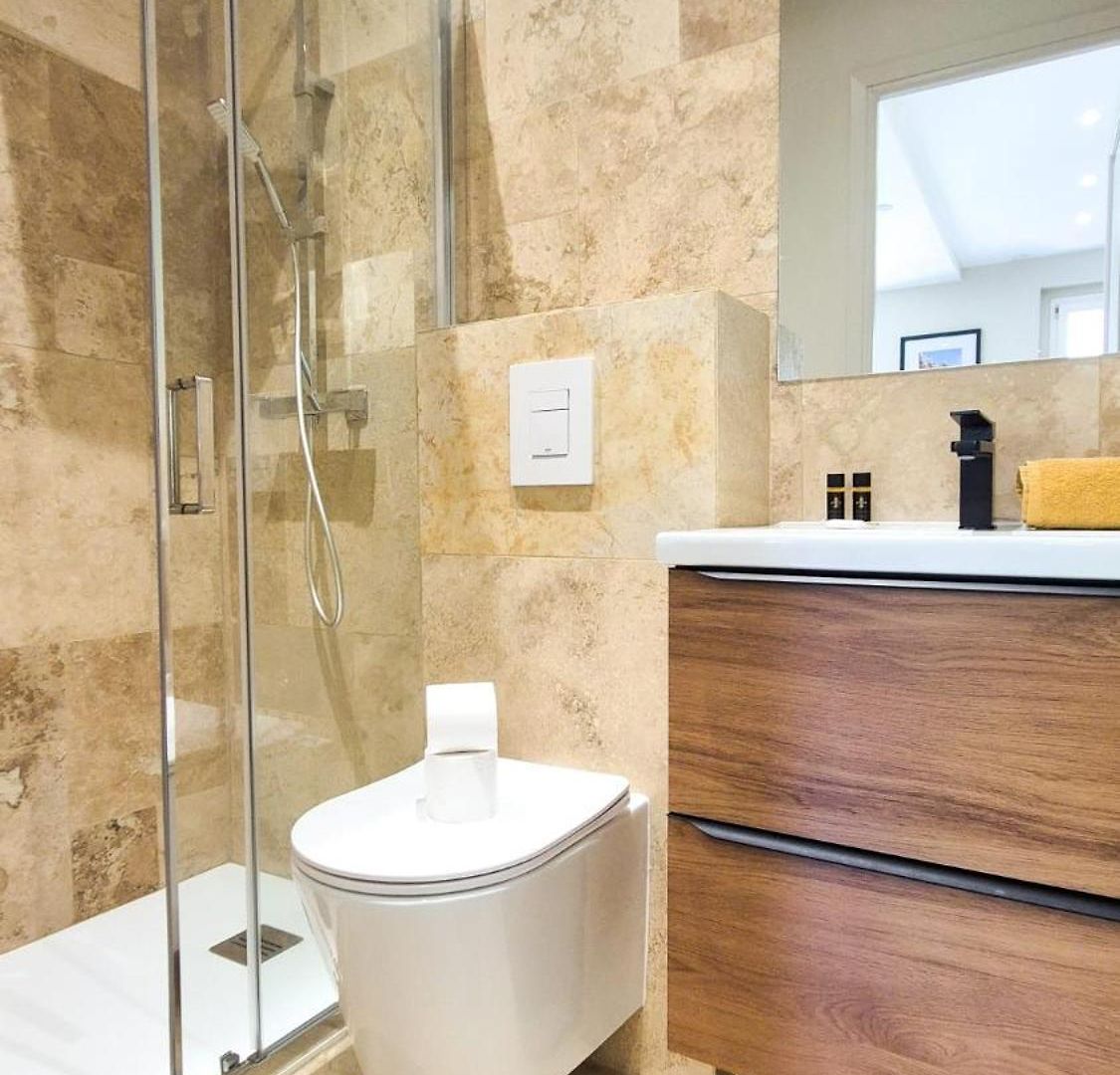 T4 Moderne Climatise - Parking Prive- Terrasse - - Apartment Nice