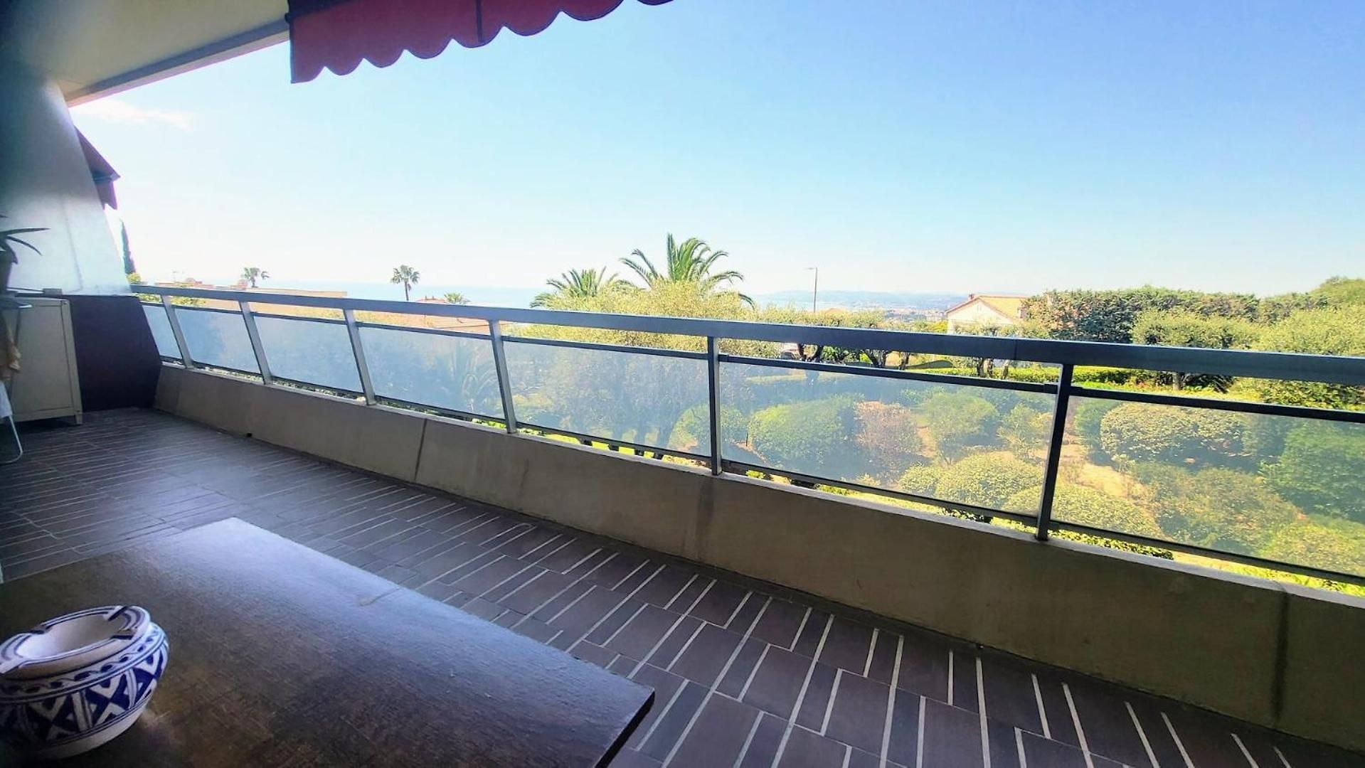 Belles Terres De Apartment
