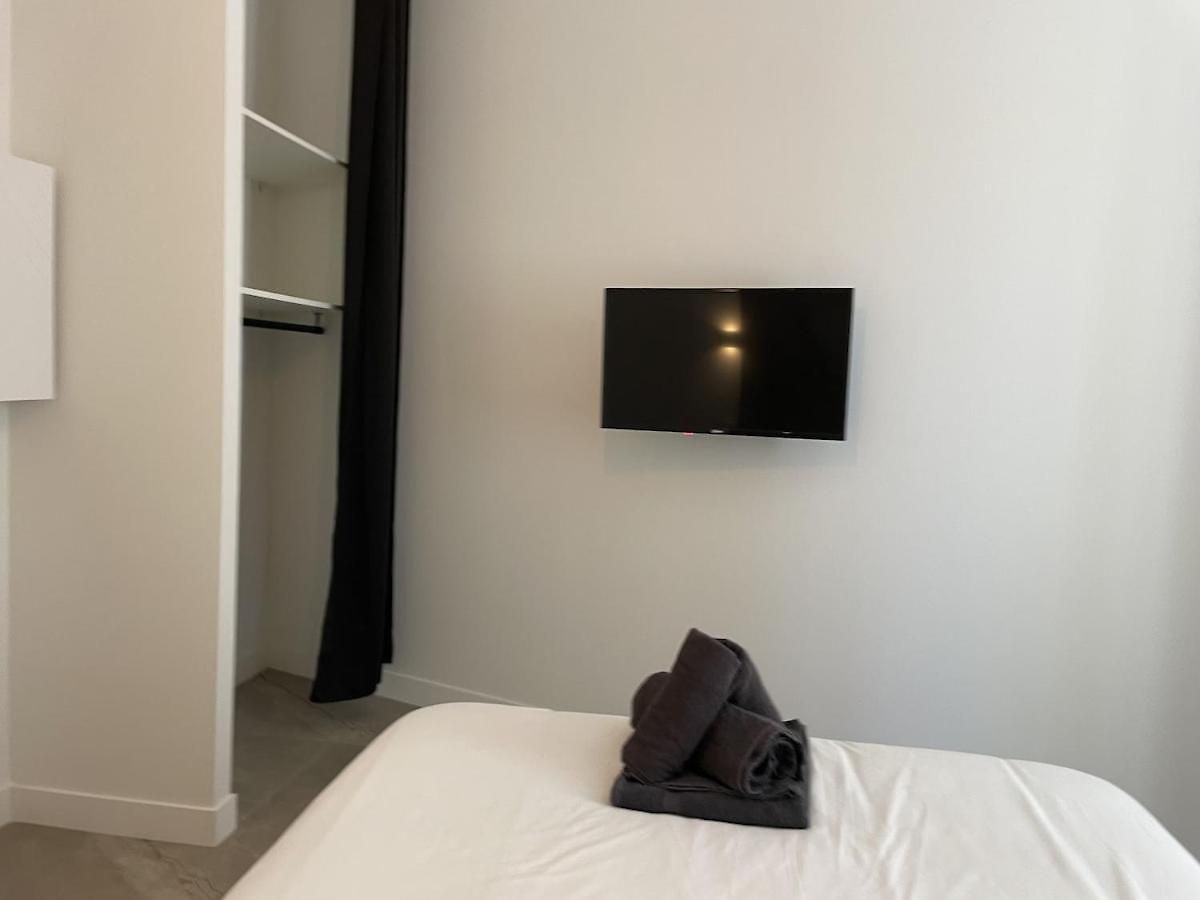 Joli Appartement Avec Jardin, 2 Chambres, Centre Ville De Nice * Nice