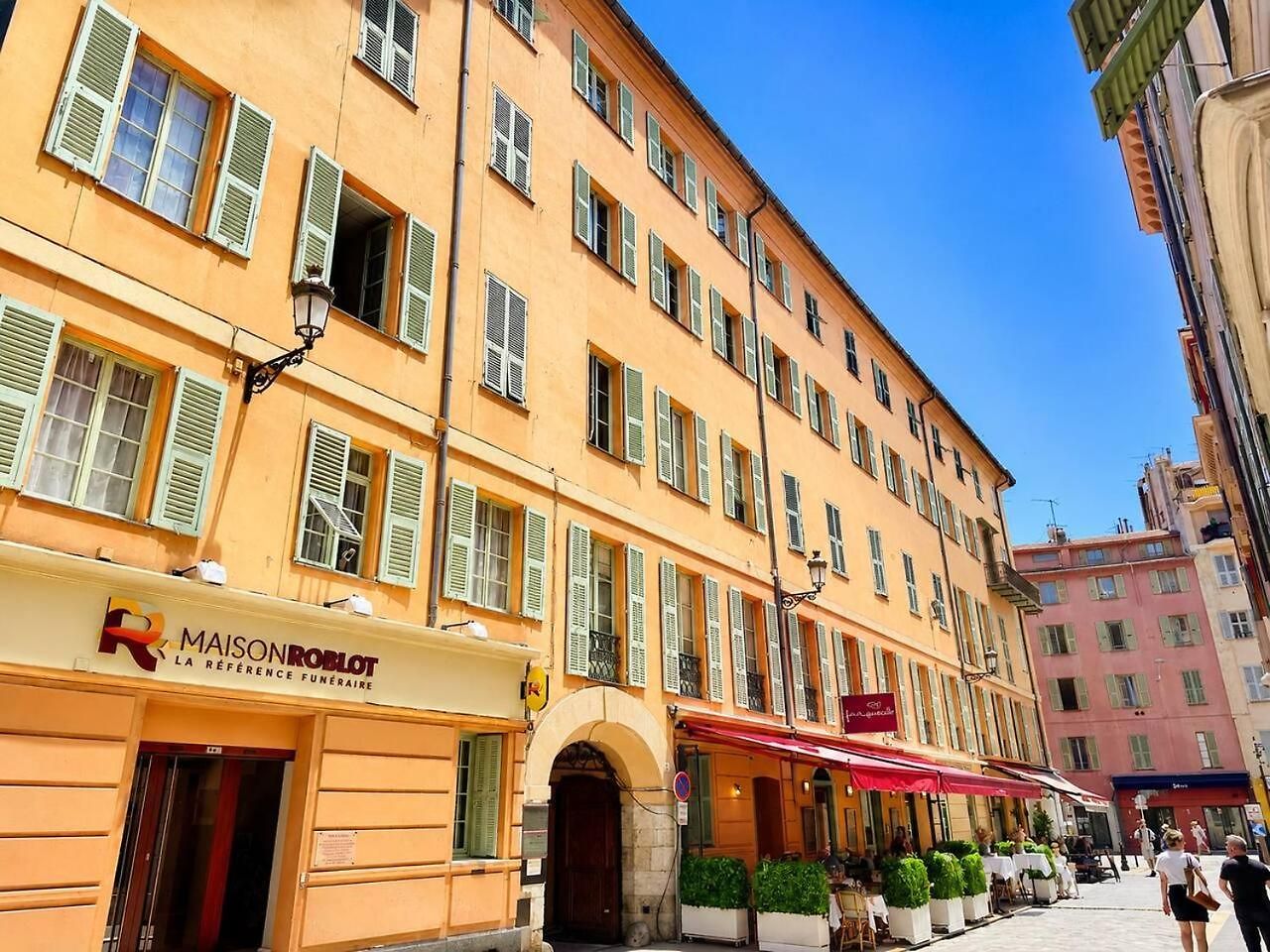 Old - Luxury New 5br - Sleeps 12 - Ac Apartment *