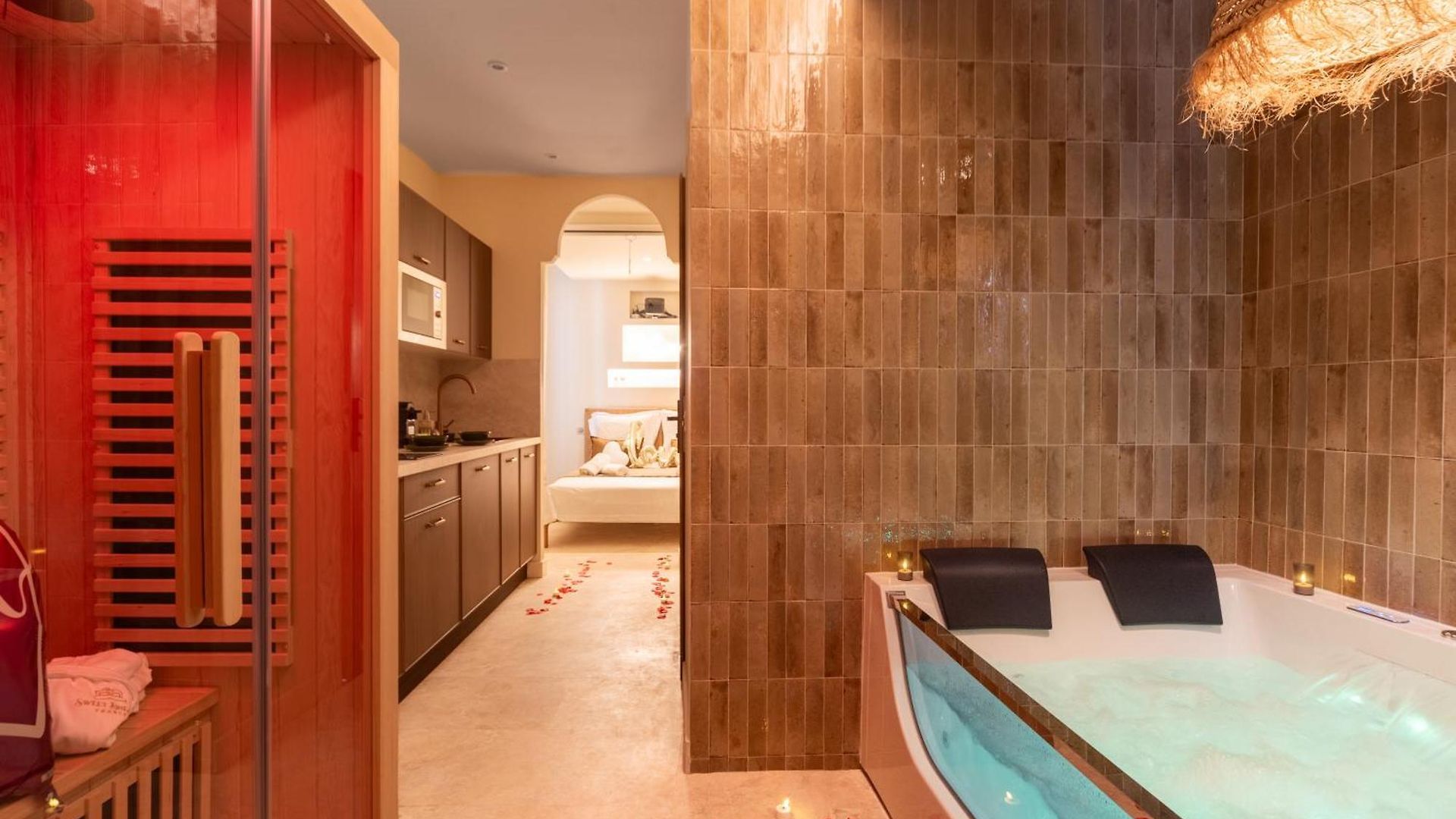 Bali Evasion - Jacuzzi & Sauna Privatif A * Nice