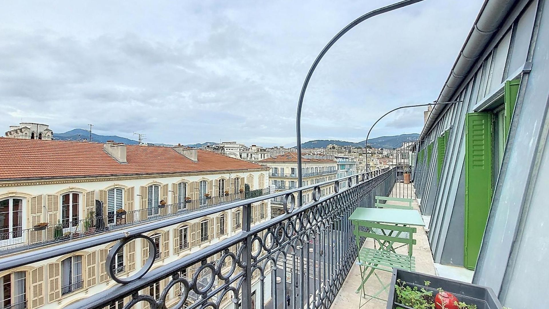 Apartment S10 Staywizus - Duplex 3 Bdr Ac Wifi Balcony 10 Mins *