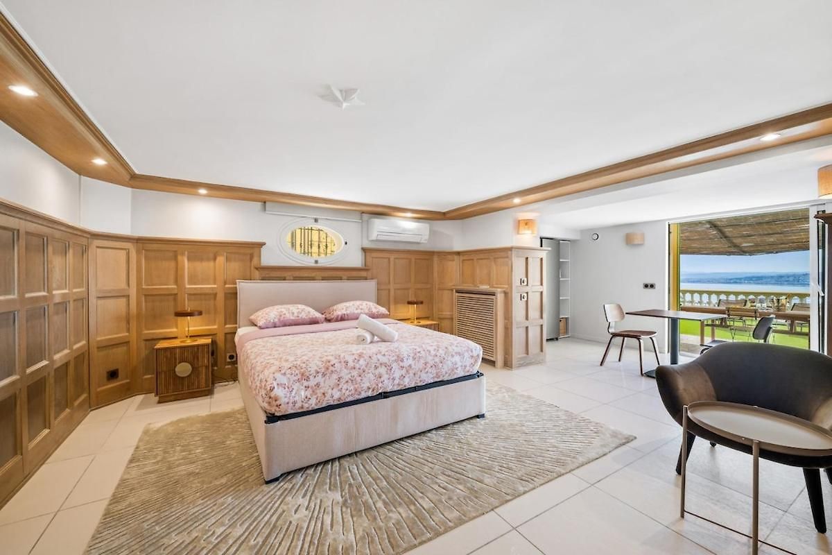 Wonderful Panoramic View With Ac Apartment
