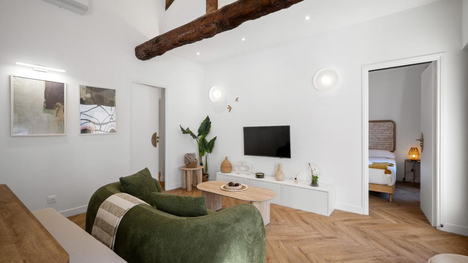 L17 Staywizus - Bosco 3bdr 2 Bath Terrace - Parking & Ac Apartment *