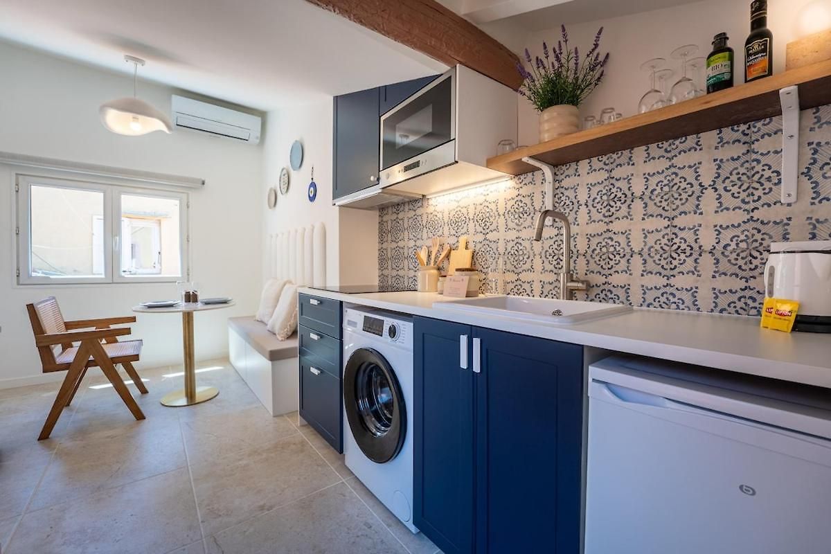 Apartment Mediterranean Getaway Old Nice