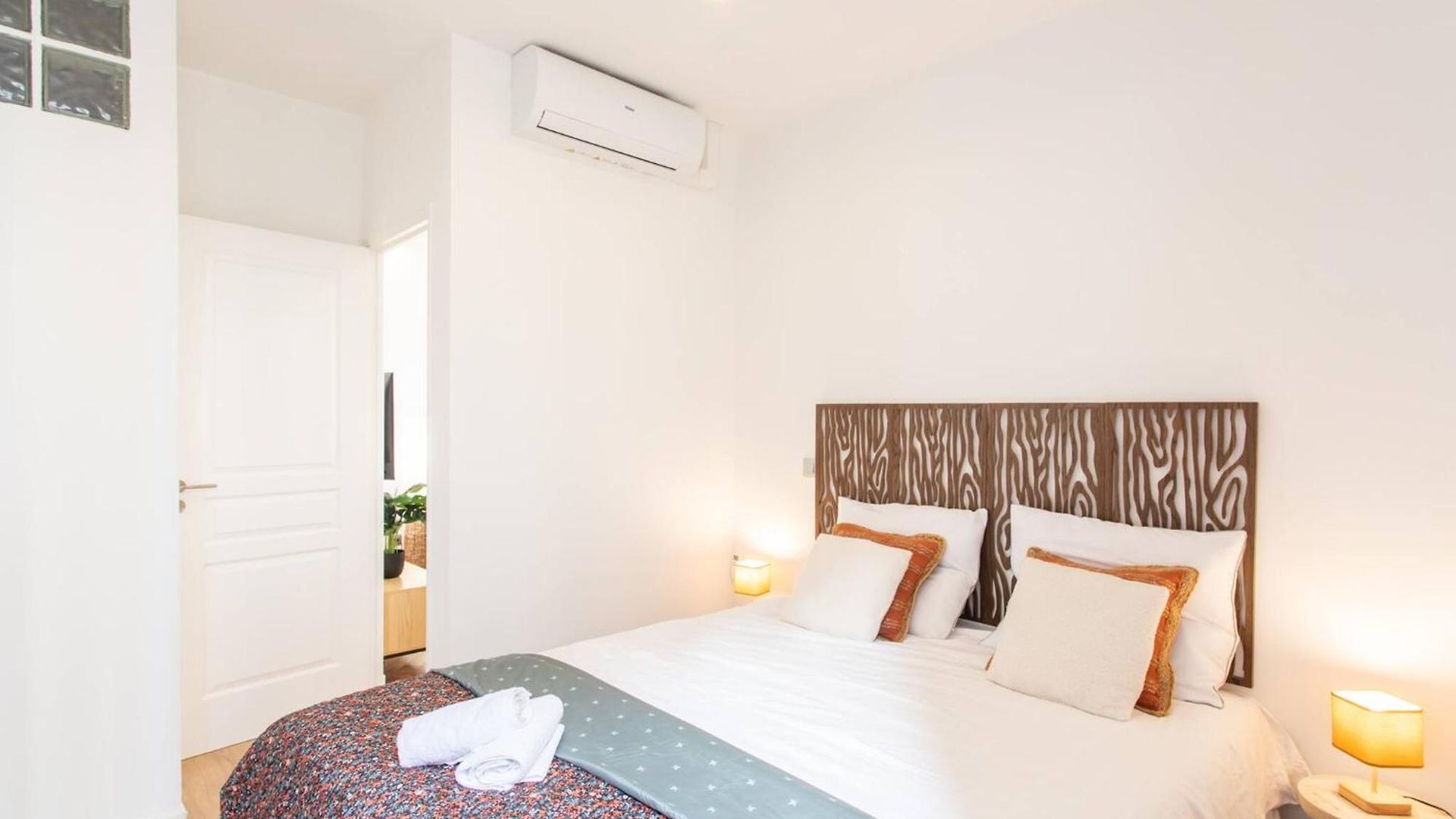 L23 Staywizus - 1 Bdr Shakespeare 2 Balconies - Clim & Wifi Nice