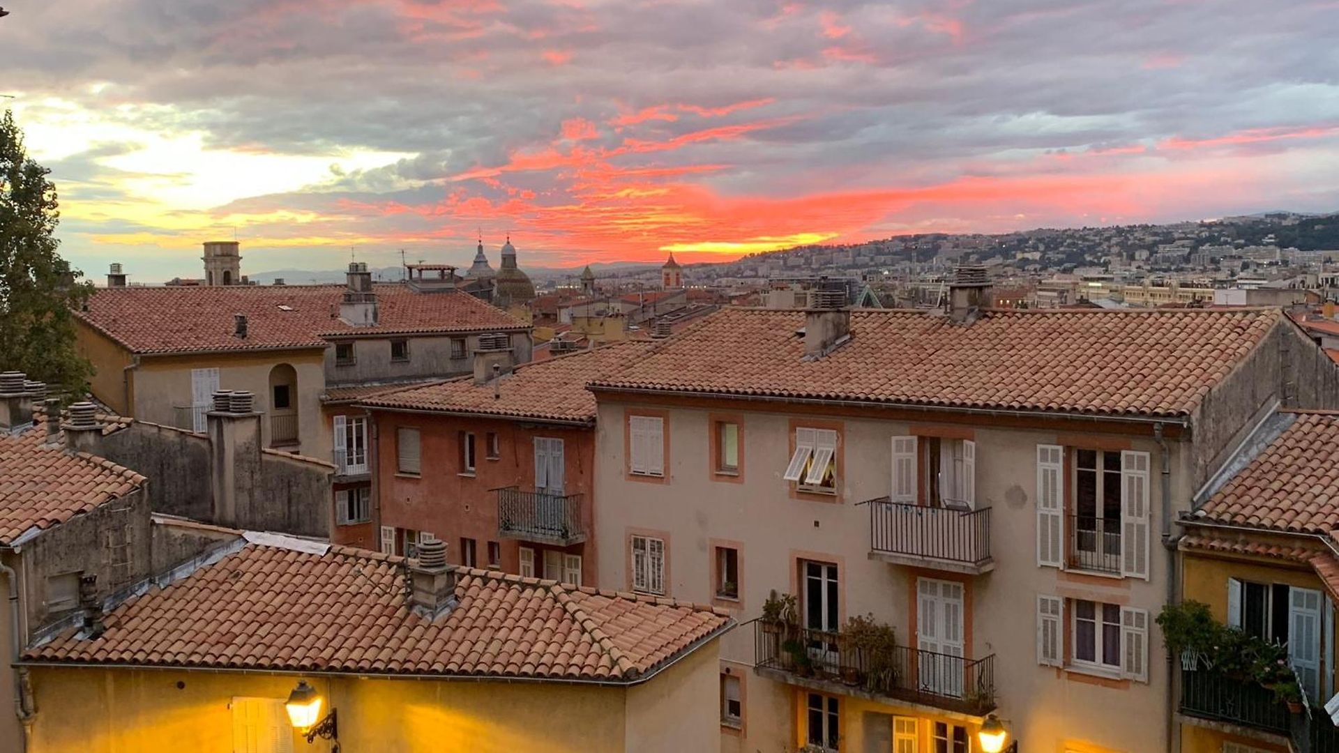 Apartment Unique Dans Le Vieux-nice! Avec Jardin Et Terrasse Nice