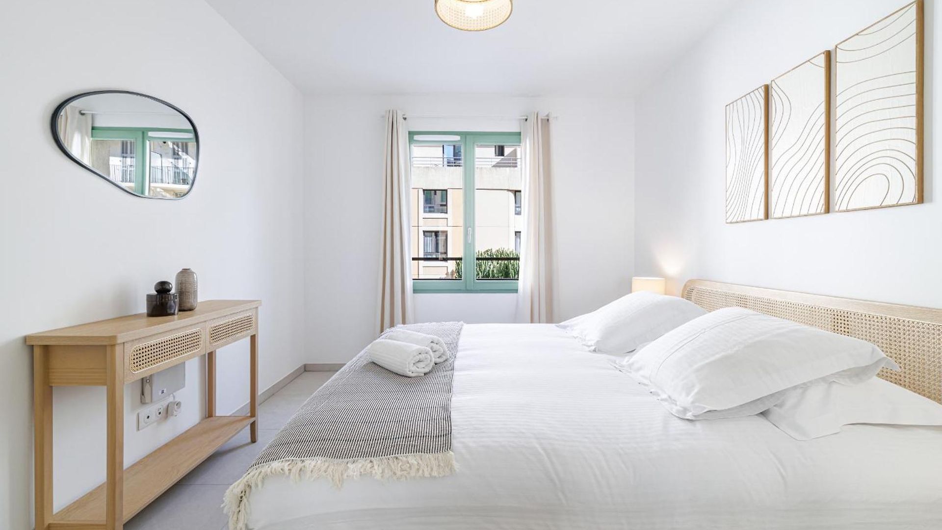 Apartment Quiet & Pretty 1 Bdr In The Center Nice