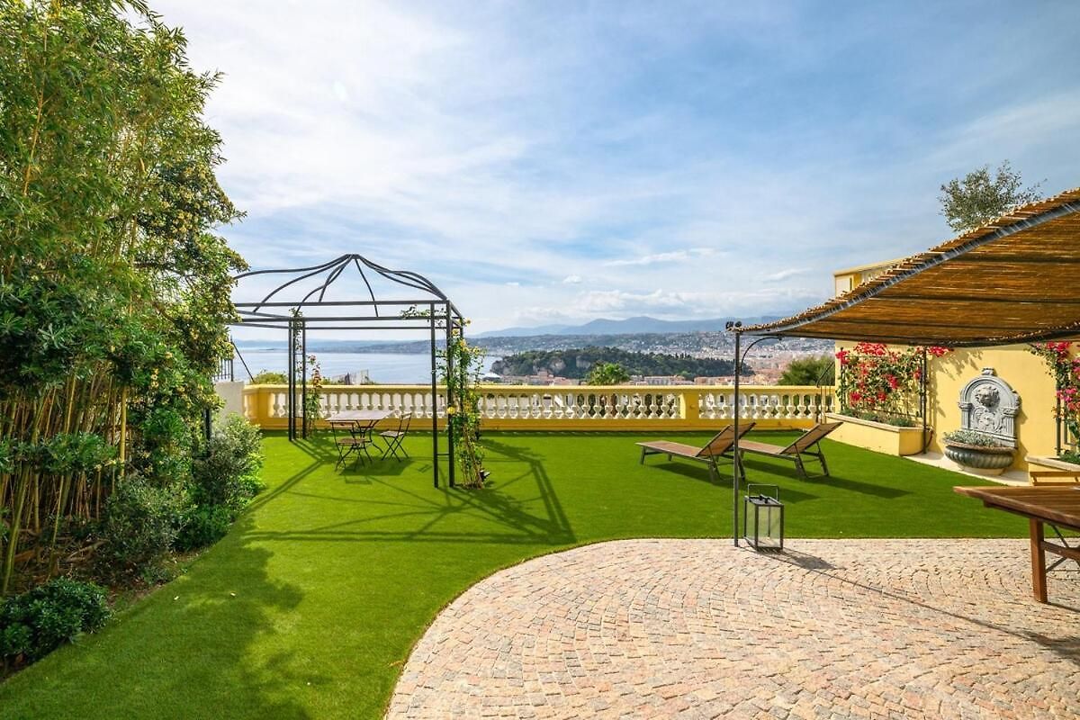 Wonderful Panoramic View With Ac Apartment *