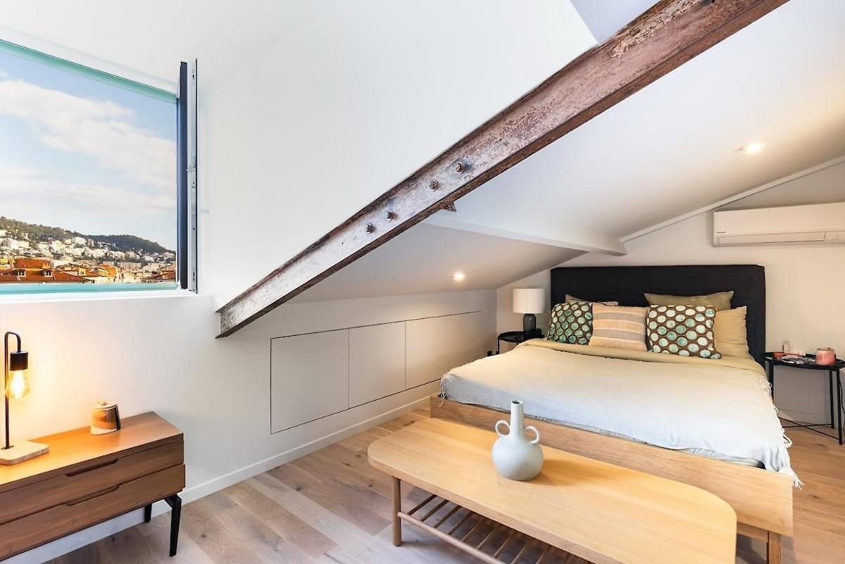 Apartment Garibaldi Elegant Duplex With A Soothing View Ac