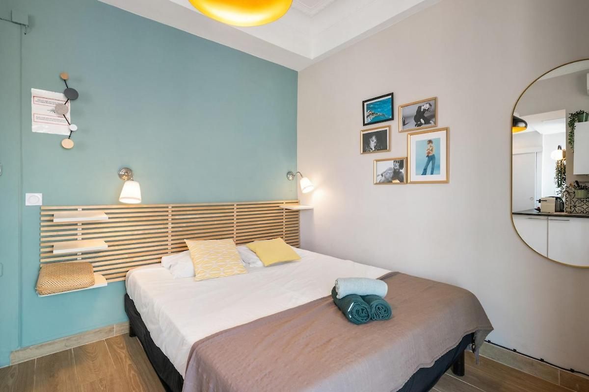 Apartment Bright & Cosy W Terrace Ac Nice