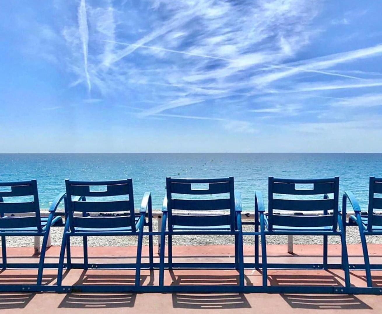 4 Guests Promenade Des