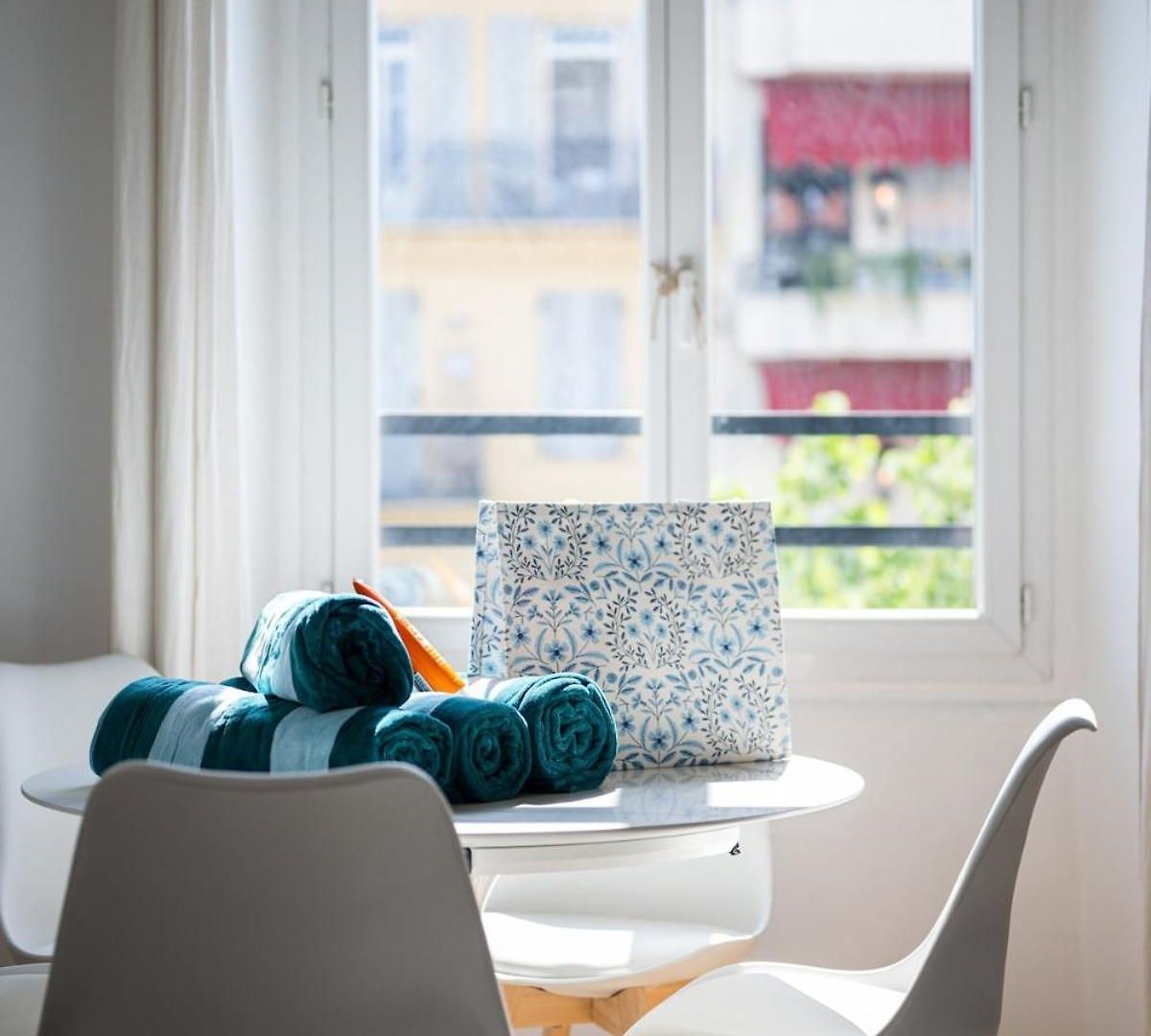 Sephora Jean Medecin 2-bedroom Apartment